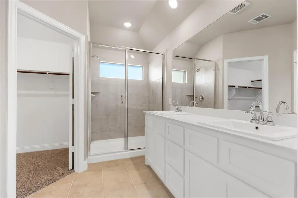 1253 Carinna Drive