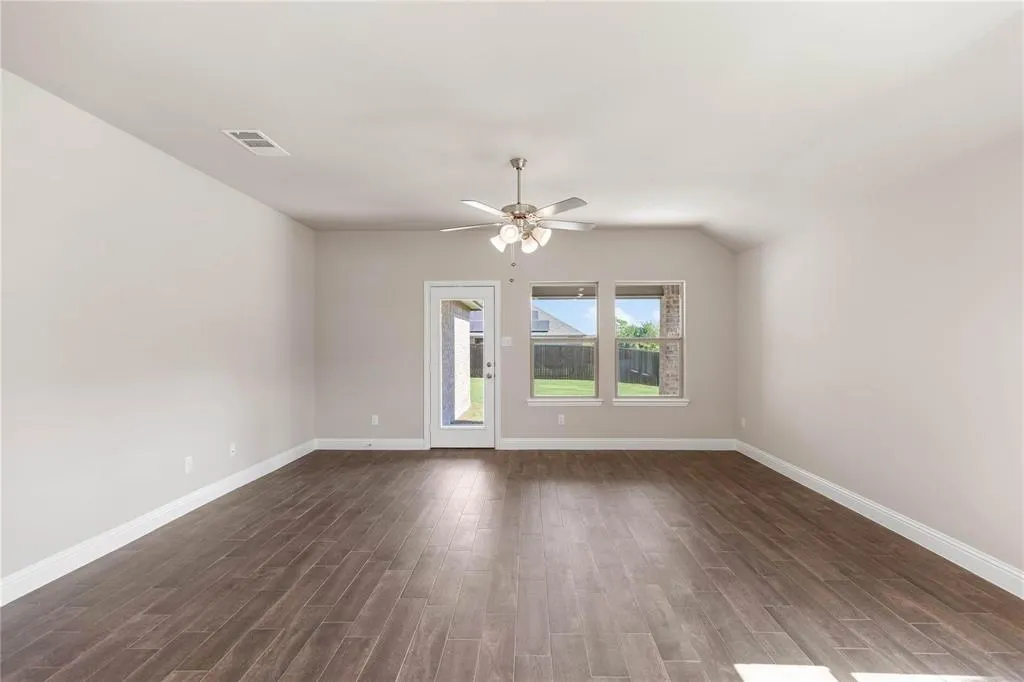 1253 Carinna Drive