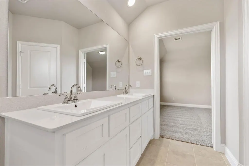 1253 Carinna Drive