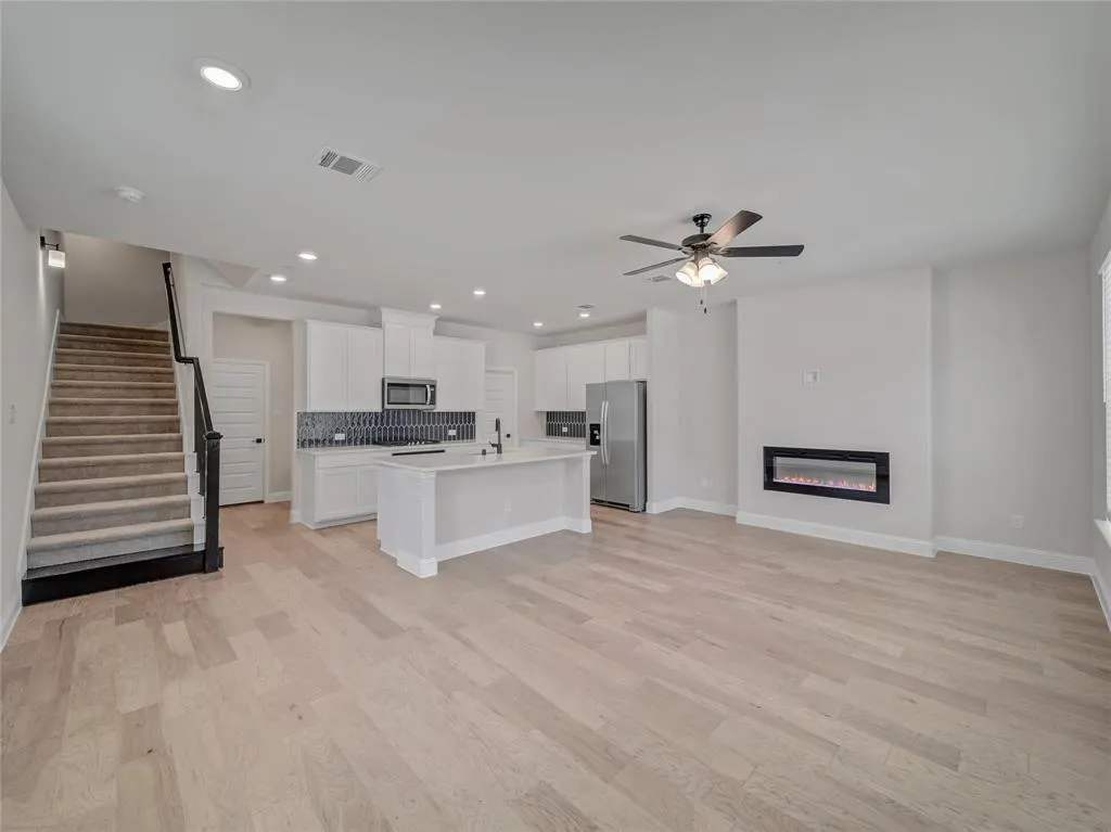 3500 Kingsland Drive
