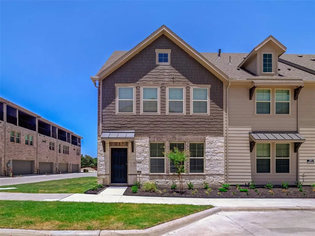3500 Kingsland Drive
