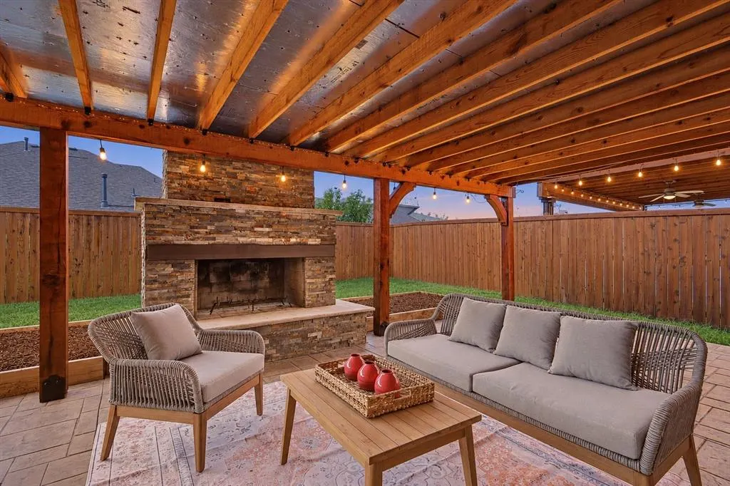 9808 Denali Drive