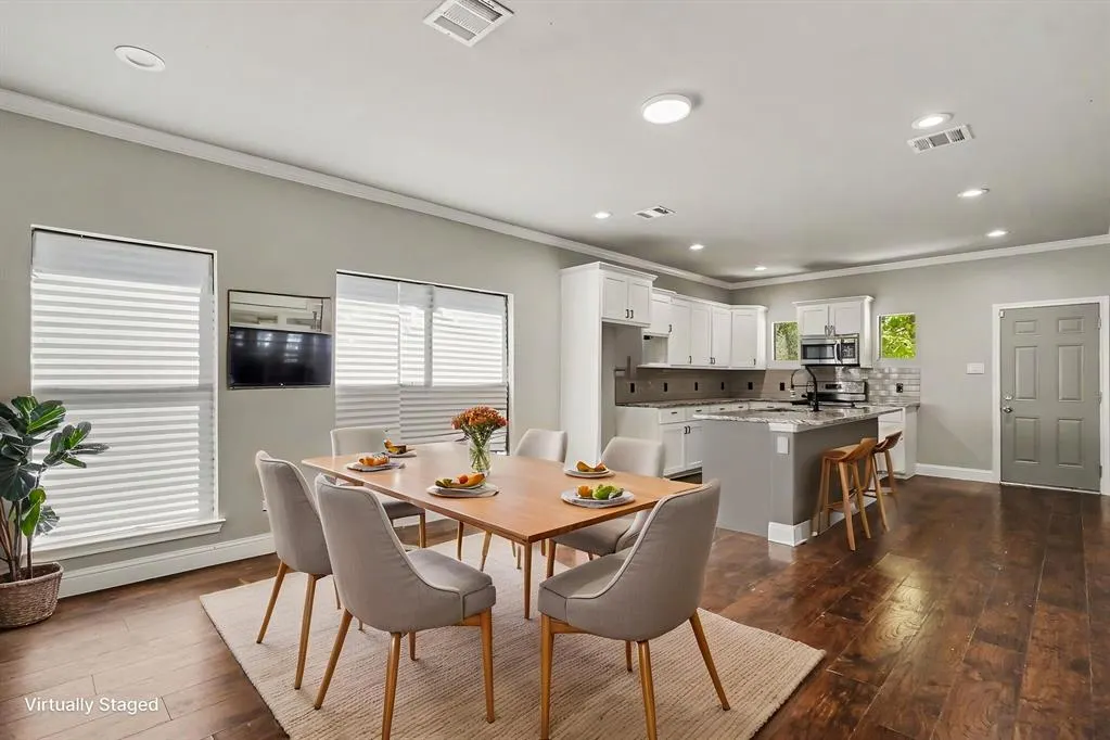 4221 Cardinal Drive