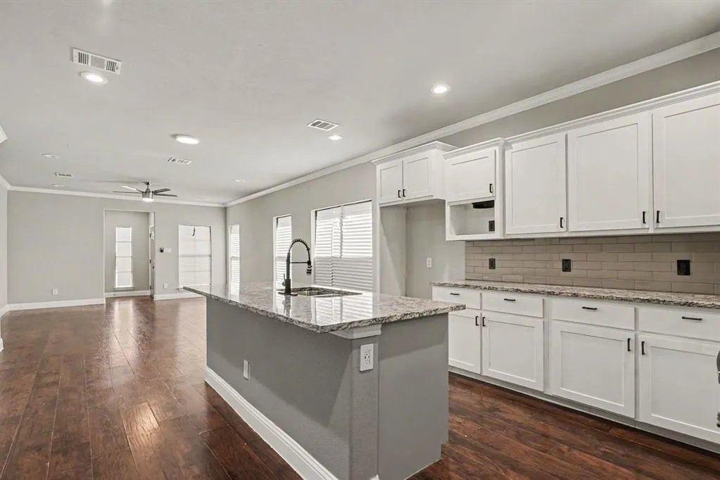 4221 Cardinal Drive