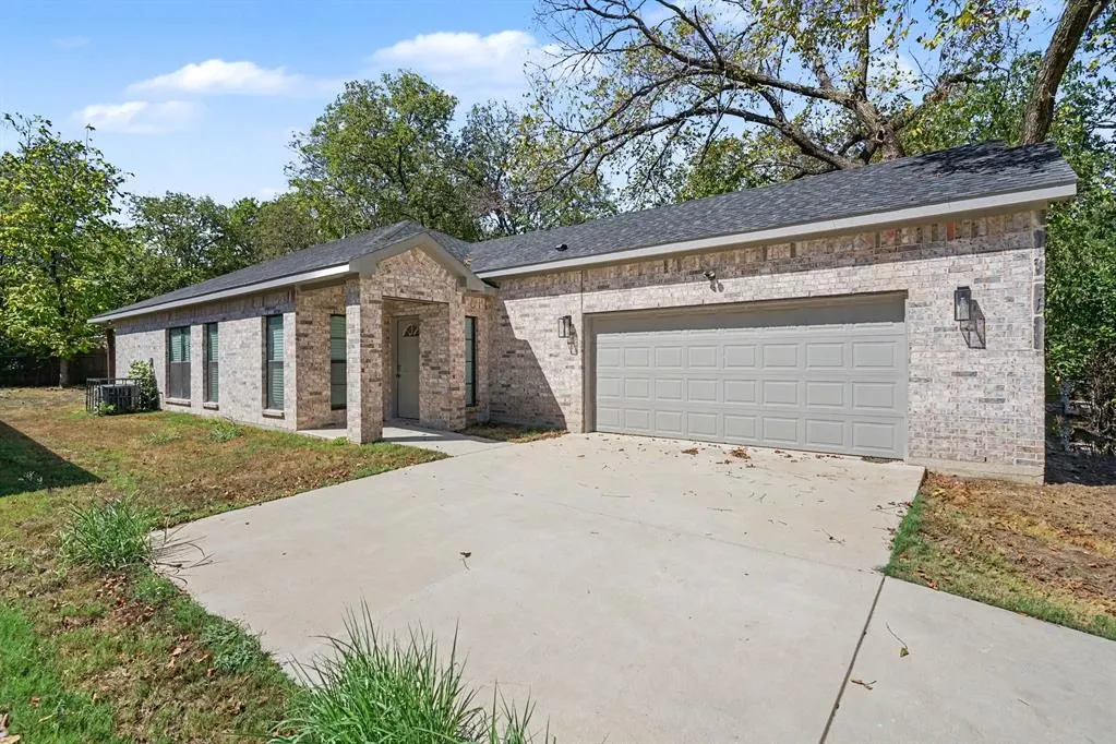 4221 Cardinal Drive