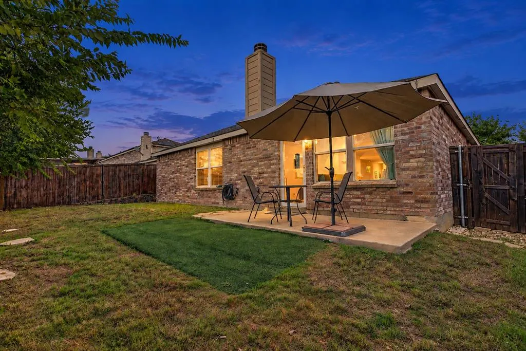 2929 Aspen Way