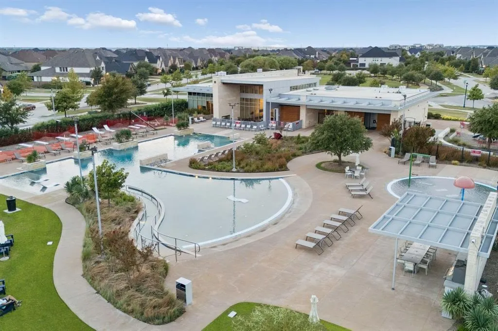 2622 Eucalyptus Road