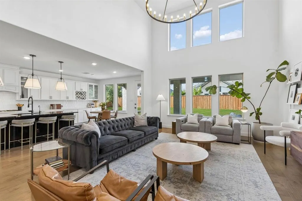 2622 Eucalyptus Road