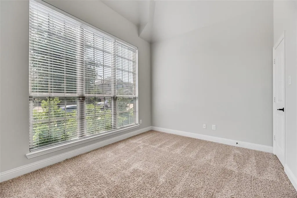 3504 Saint Croix Avenue