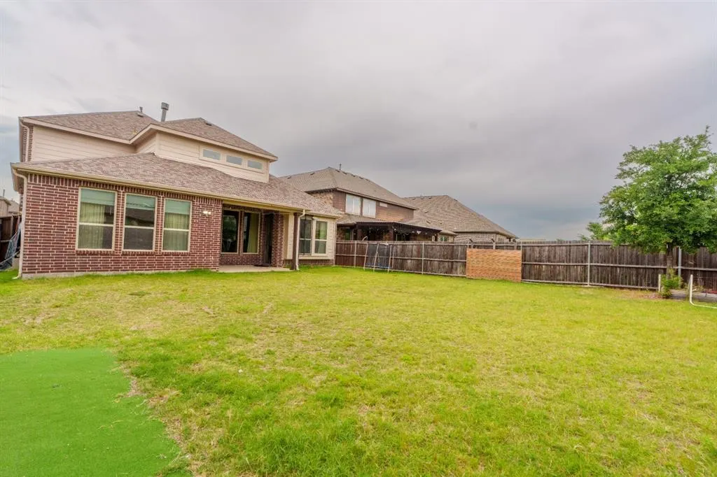5305 Delta Blush Lane