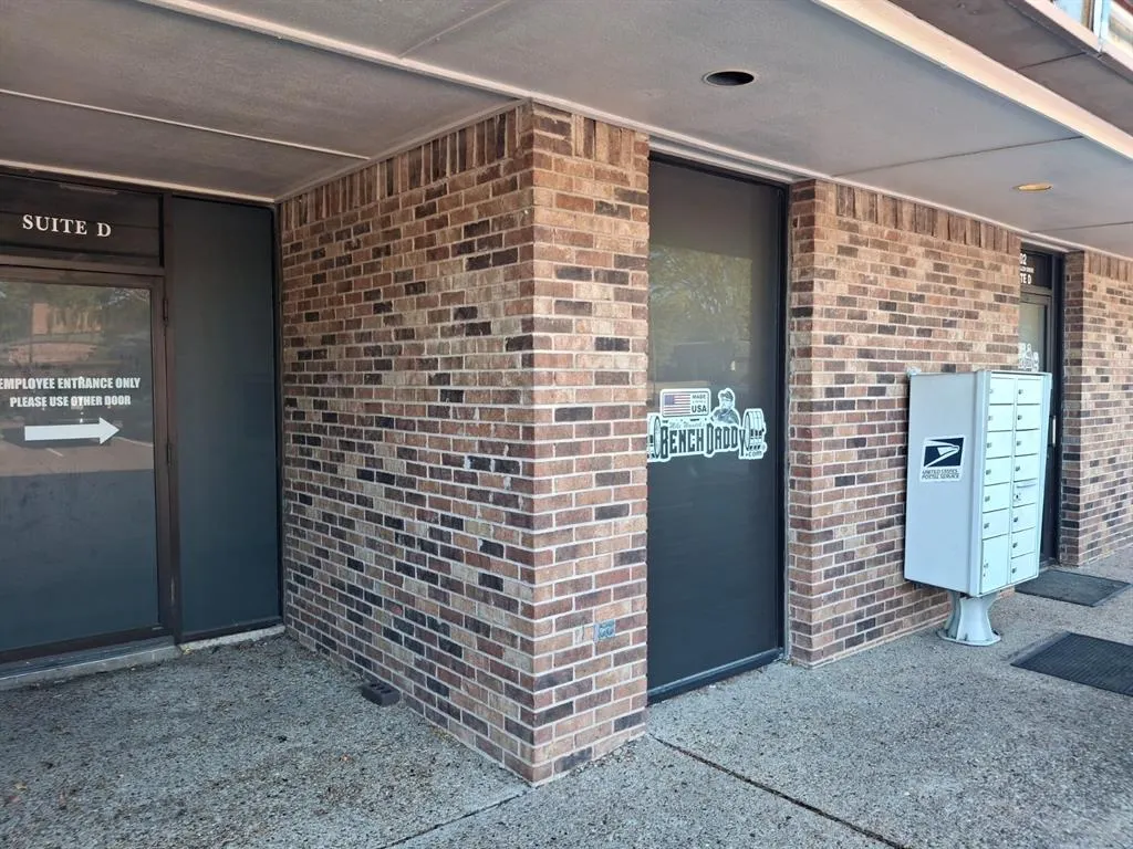 202 N Allen Drive #D