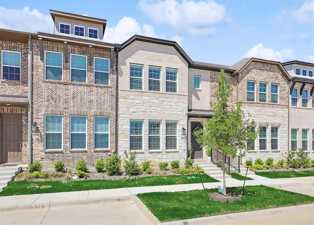 2221 Adena Springs Drive