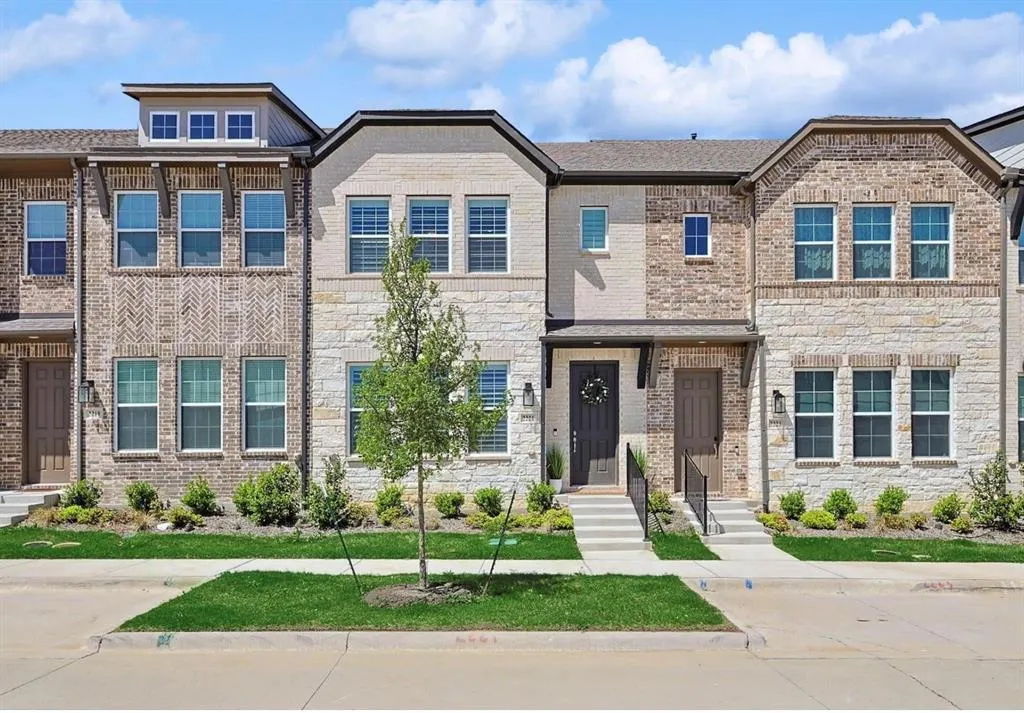 2221 Adena Springs Drive