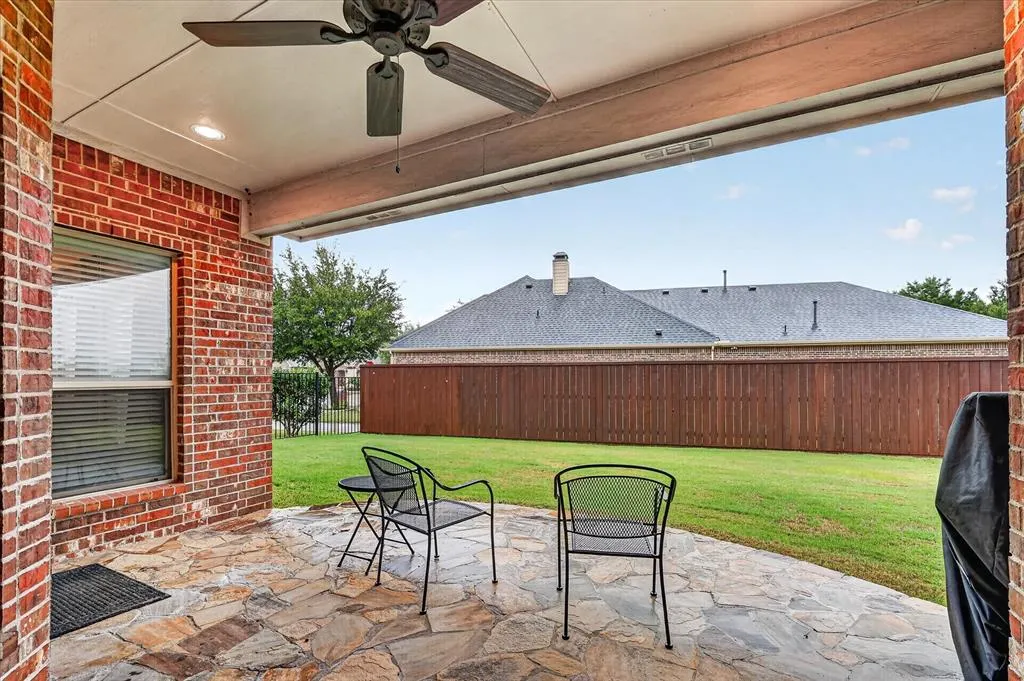 1824 Harlequin Place