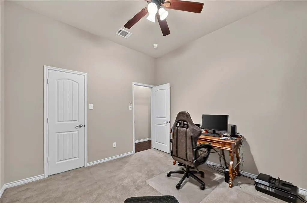 1824 Harlequin Place