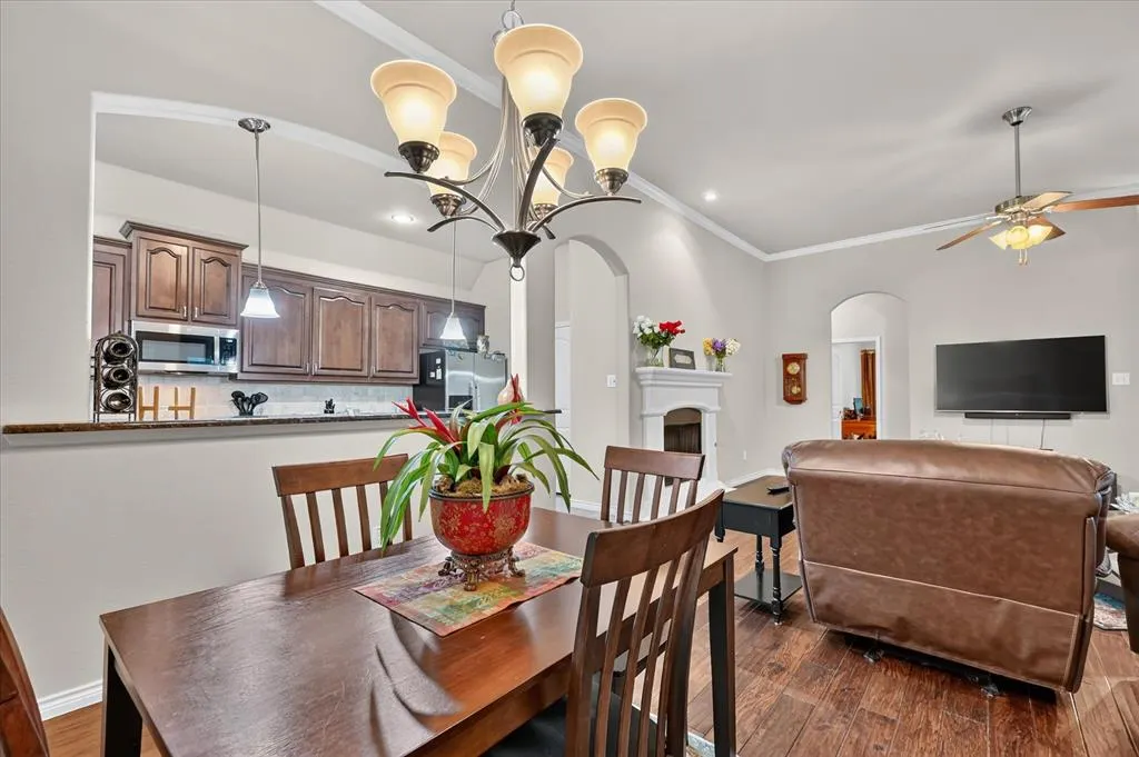 1824 Harlequin Place