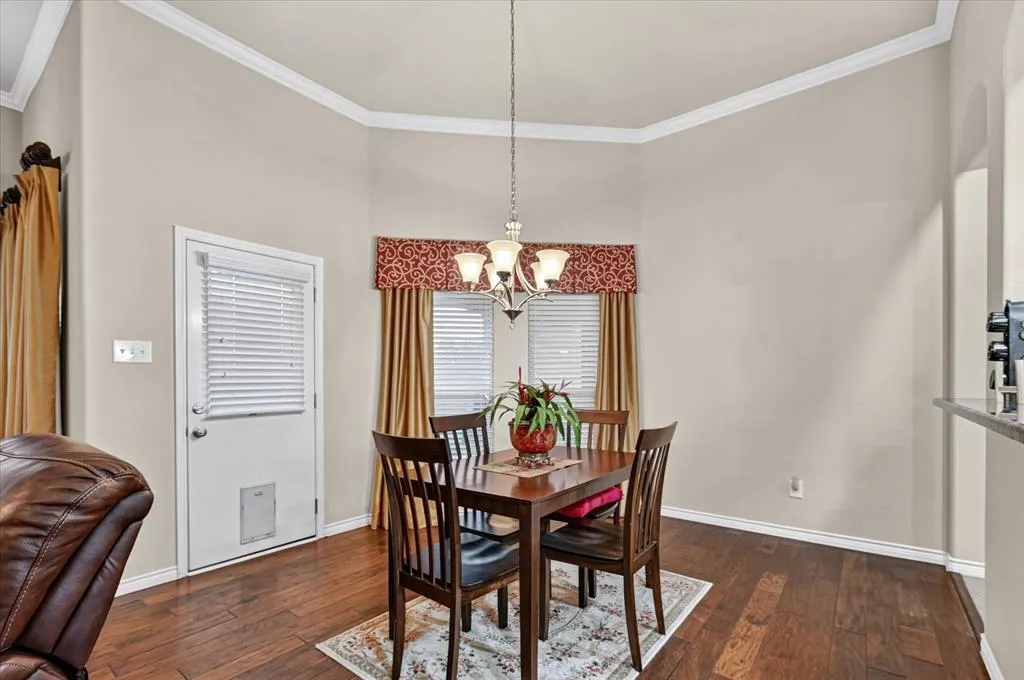 1824 Harlequin Place
