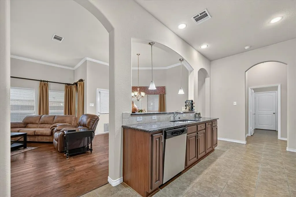 1824 Harlequin Place