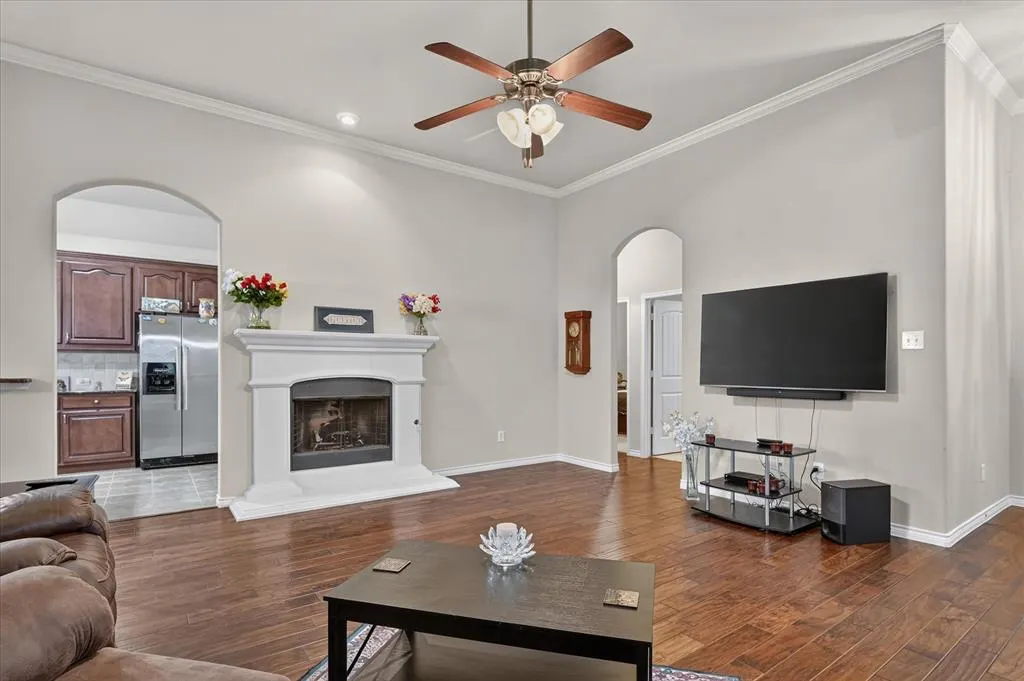 1824 Harlequin Place