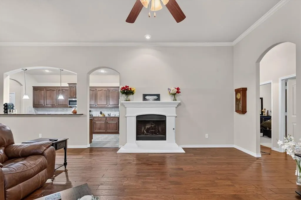1824 Harlequin Place