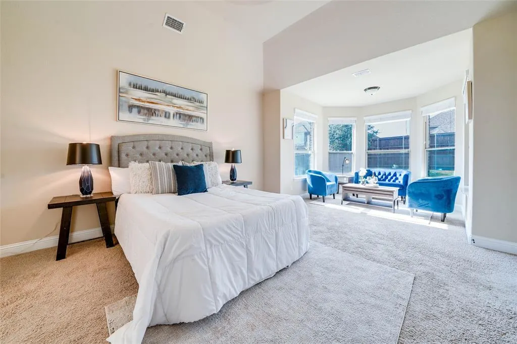 1262 Roma Drive