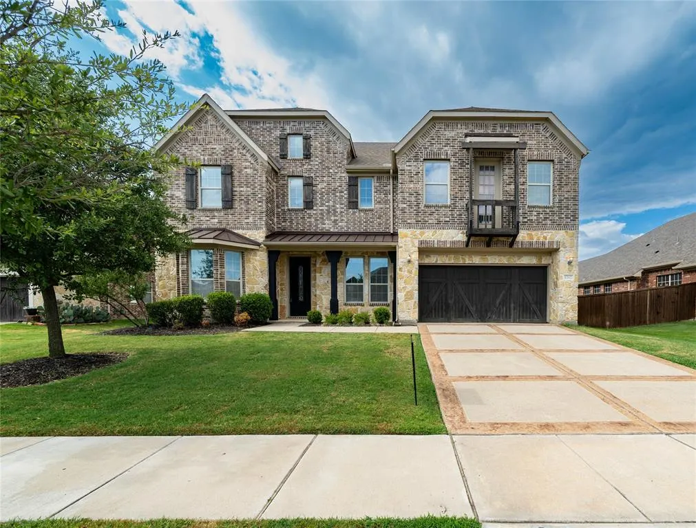 1262 Roma Drive