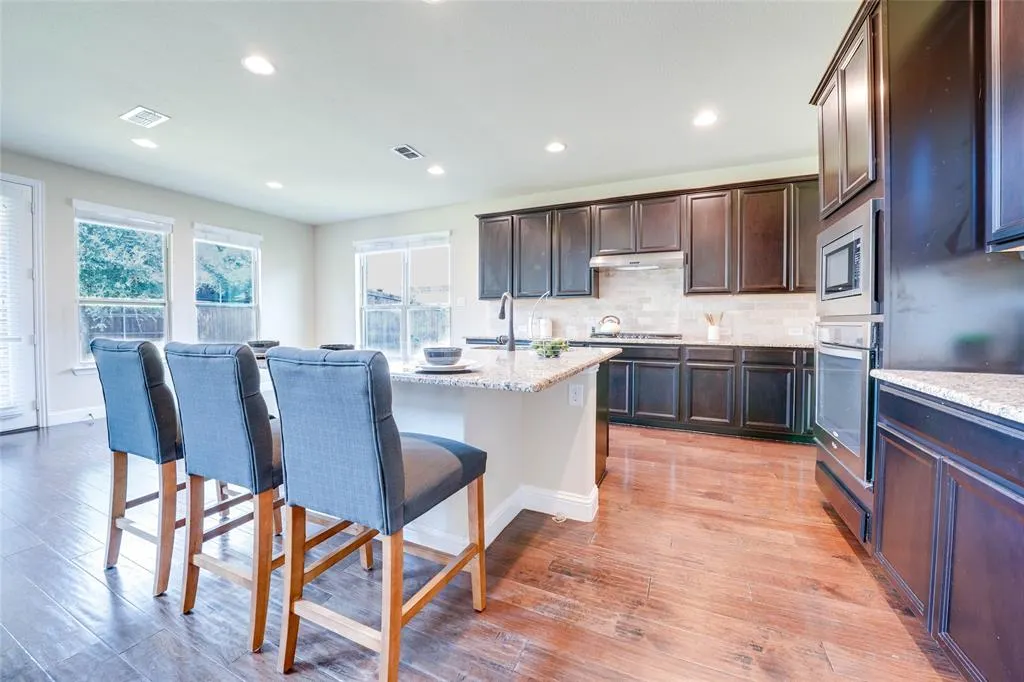 1262 Roma Drive