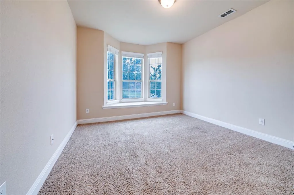 1262 Roma Drive