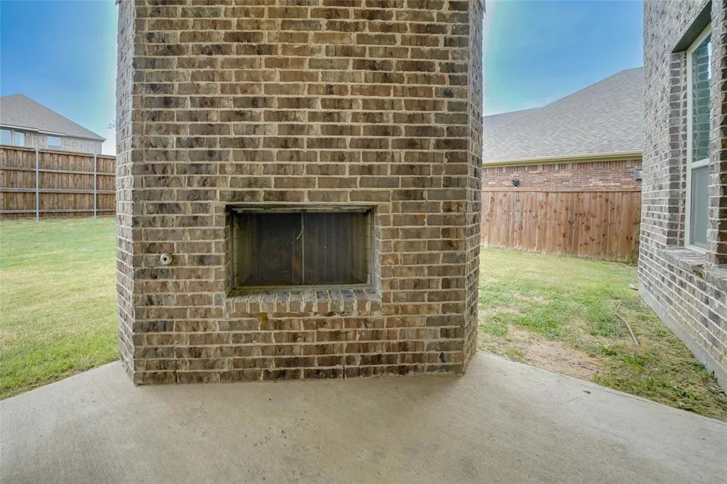 1262 Roma Drive