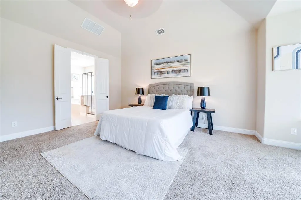 1262 Roma Drive