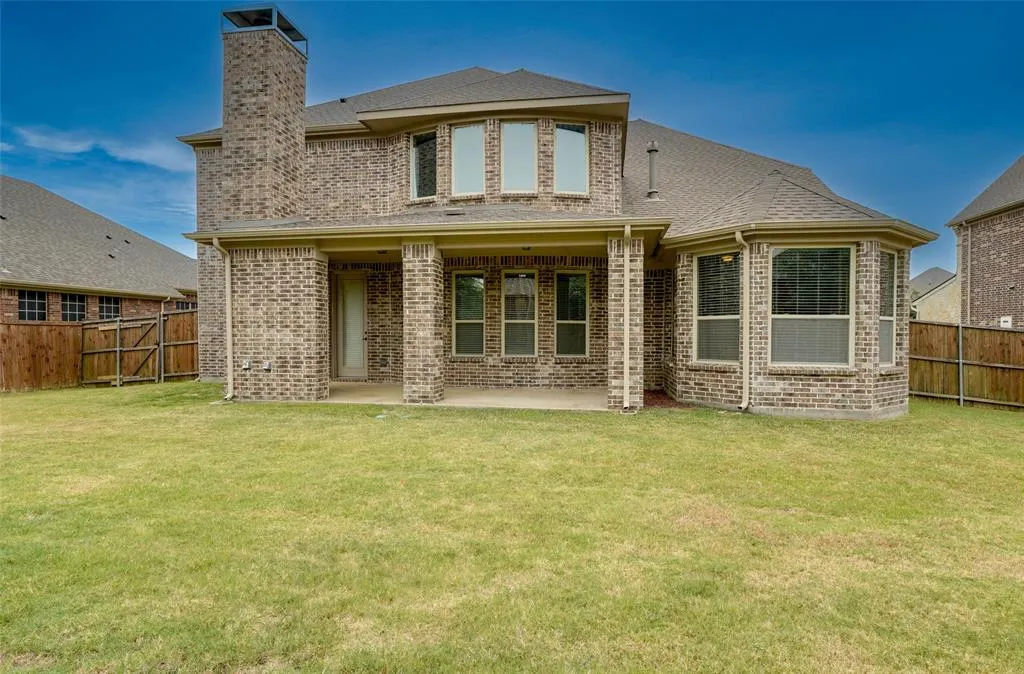 1262 Roma Drive