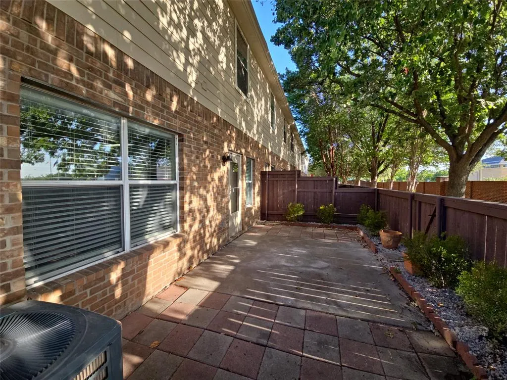 8621 Brunswick Drive