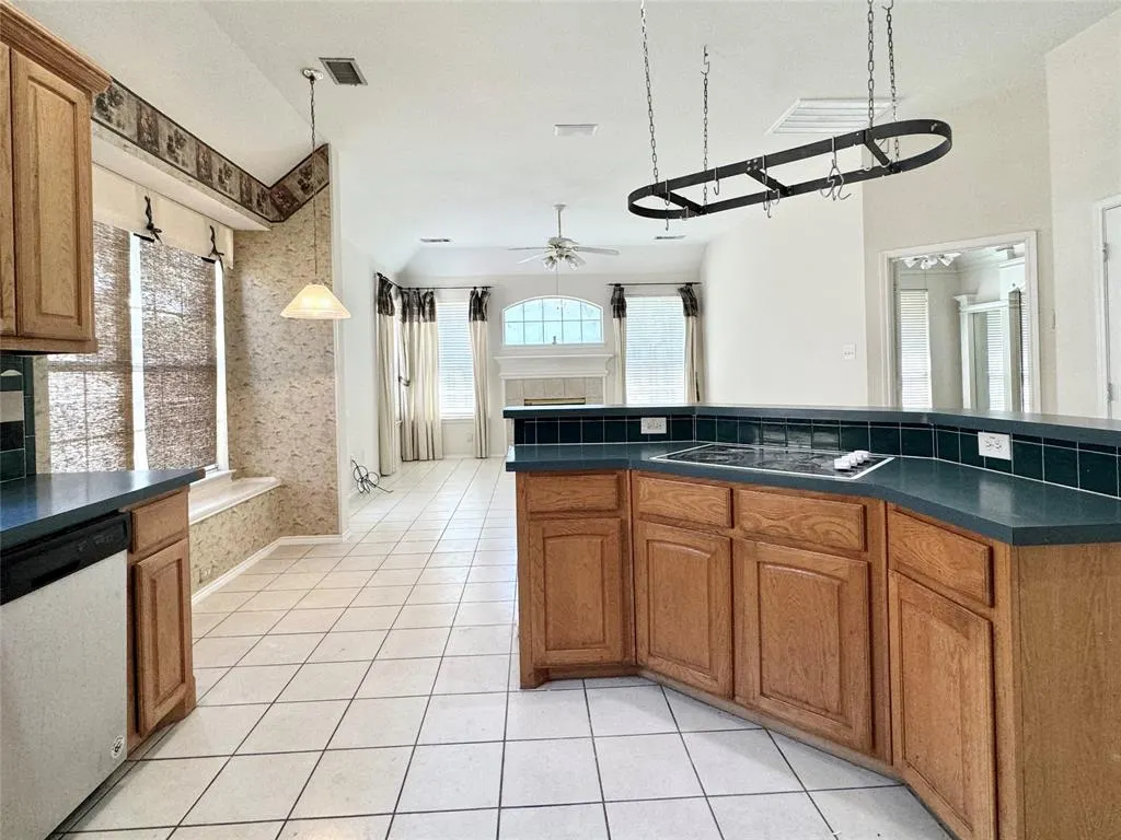 4704 Rockcreek Lane