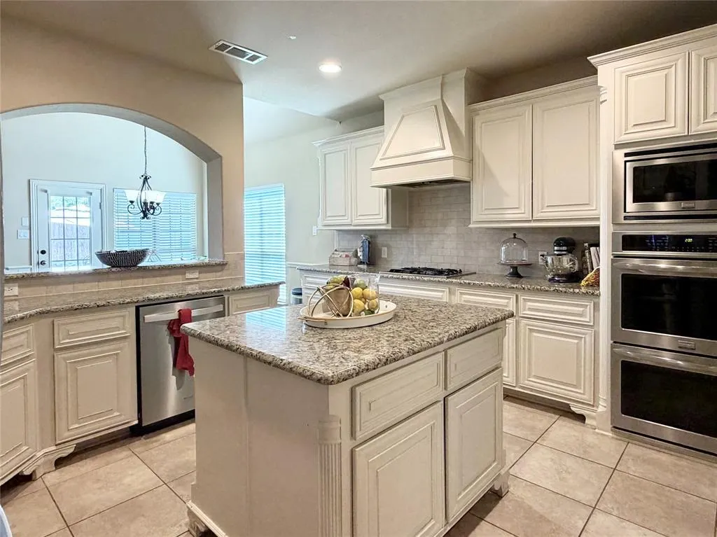 2150 Nocona Drive