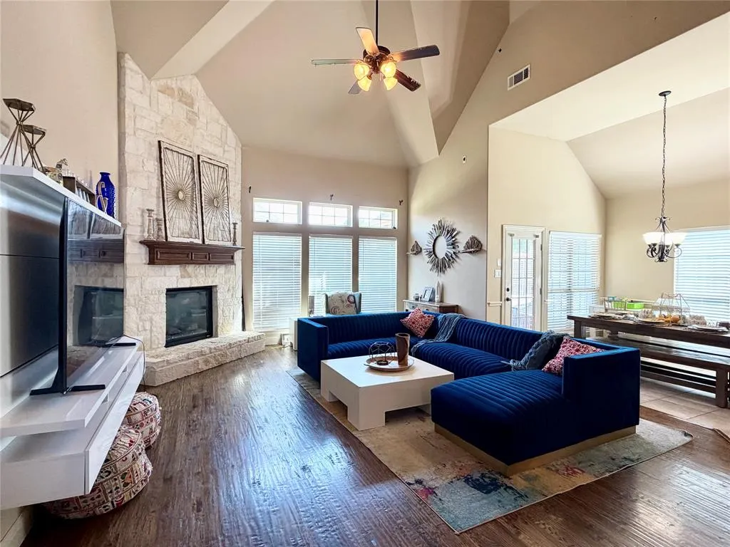 2150 Nocona Drive