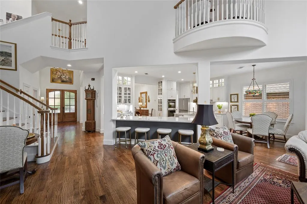 2005 Hillcrest Court