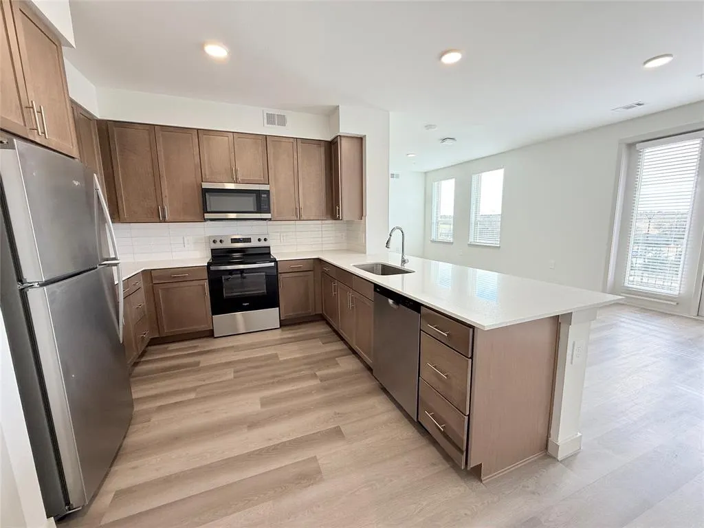 3900 pga Parkway #2302