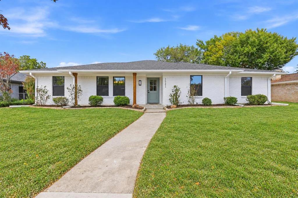 1521 Glenwick Drive