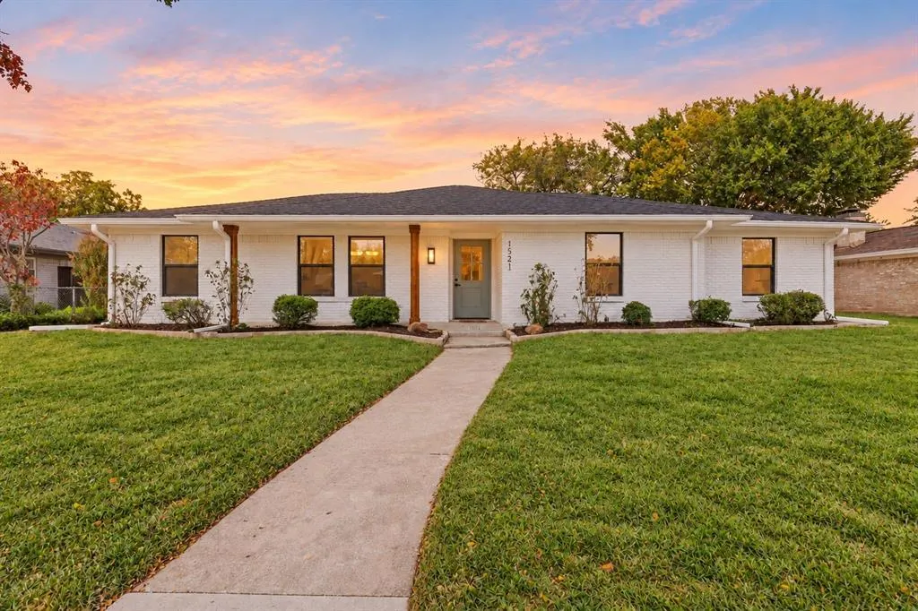 1521 Glenwick Drive