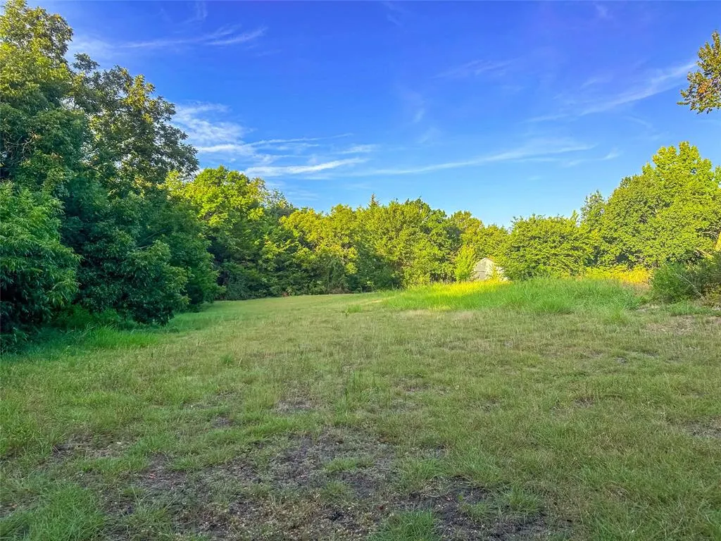5201 Windmill Lane
