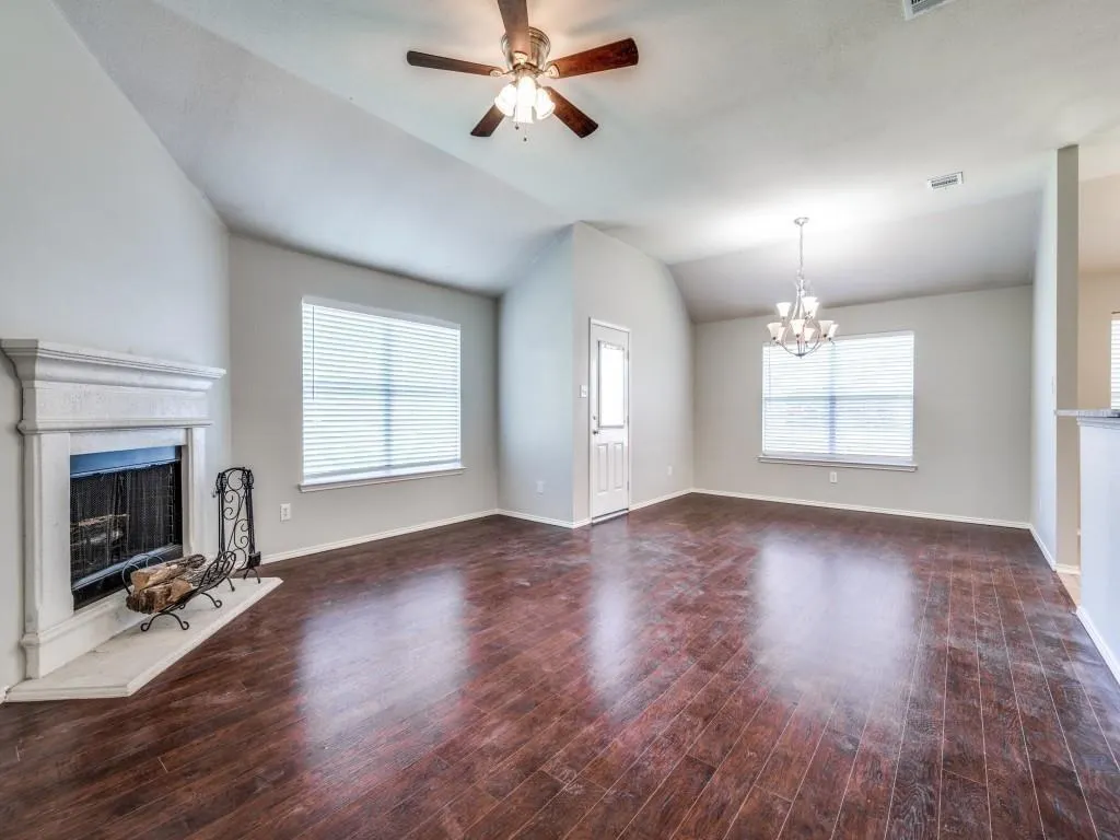 2844 Saddlebred Trail