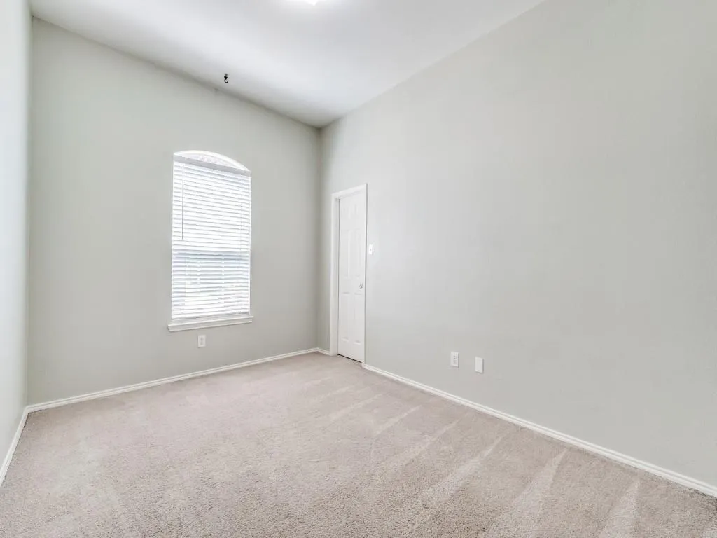 2844 Saddlebred Trail