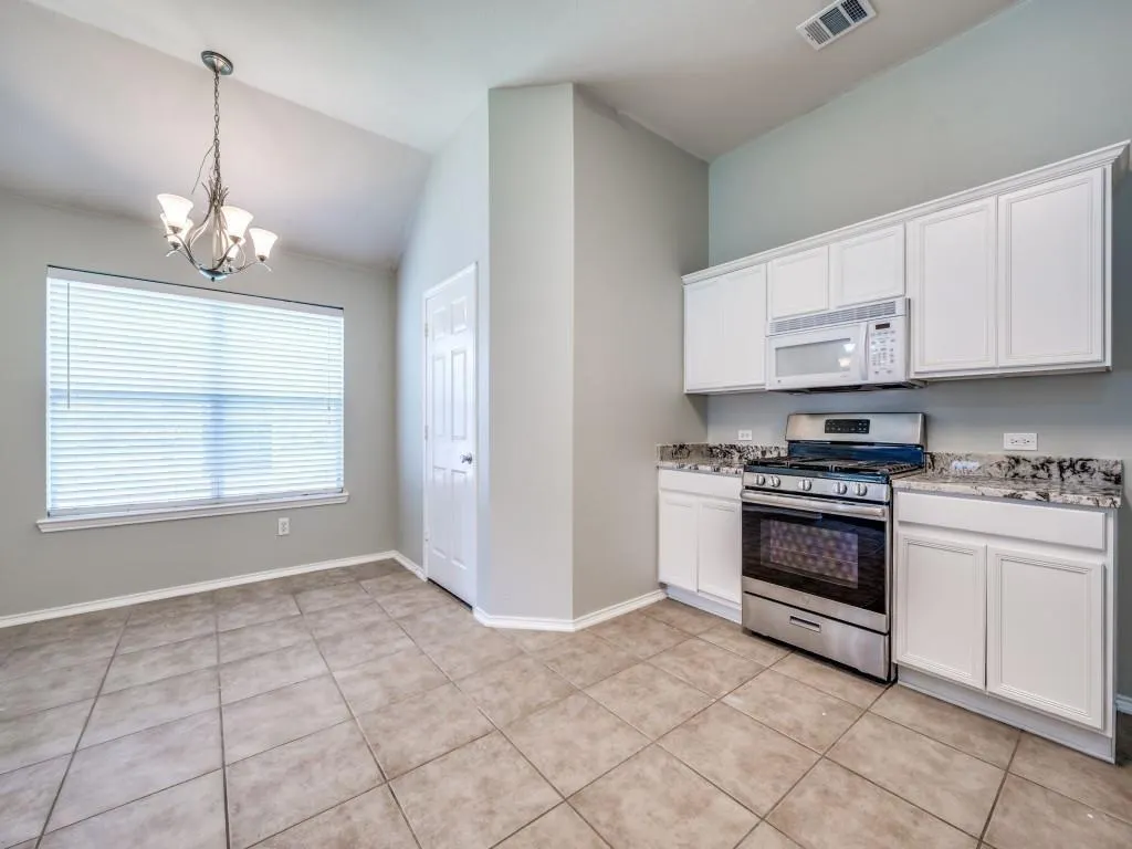 2844 Saddlebred Trail