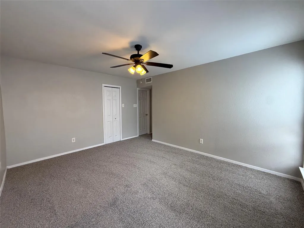 1464 Larchmont Drive