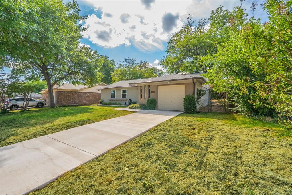 506 Dover Drive