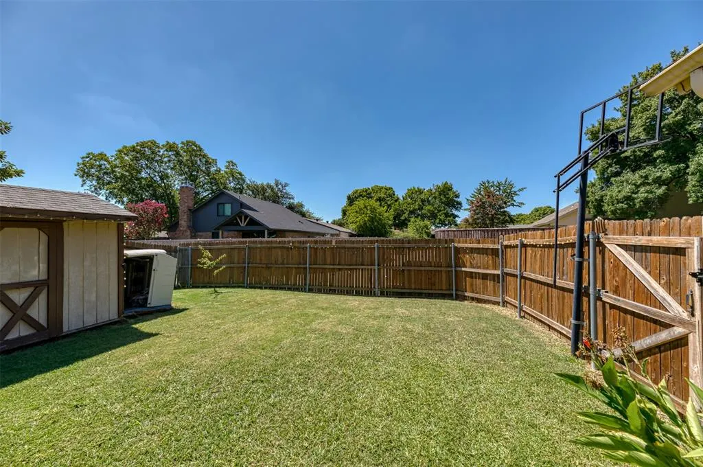 416 Lincoln Drive