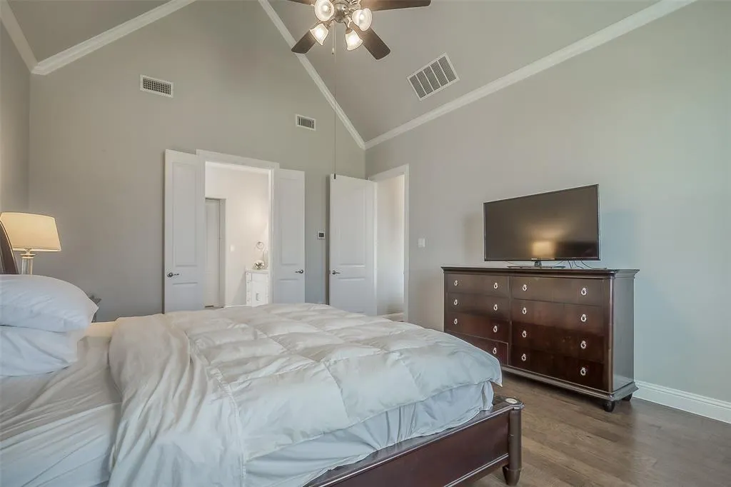 8504 Pine Valley Drive