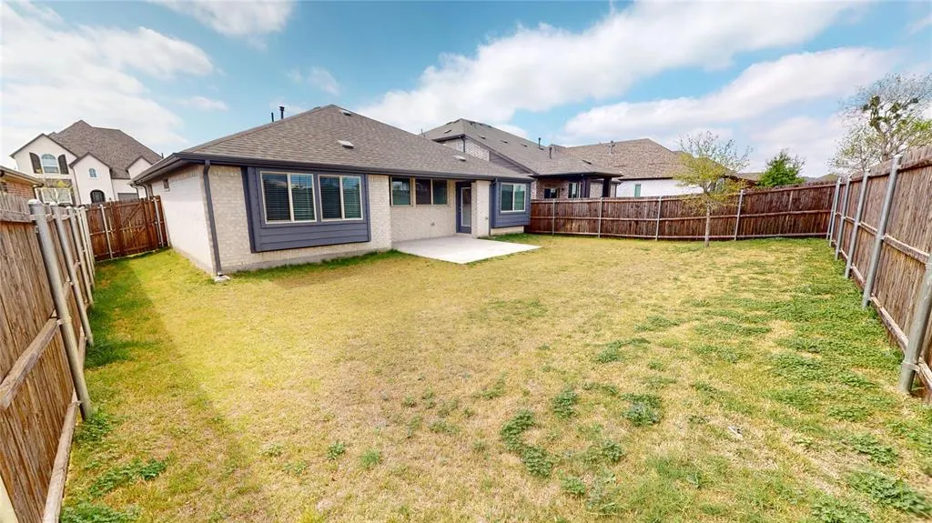 1118 Holcombe Drive