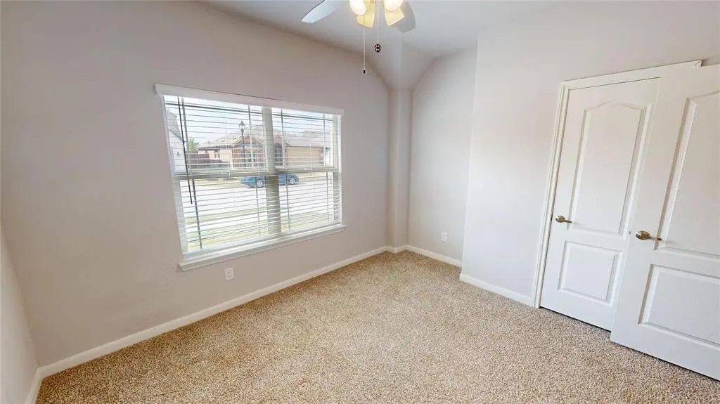 1118 Holcombe Drive