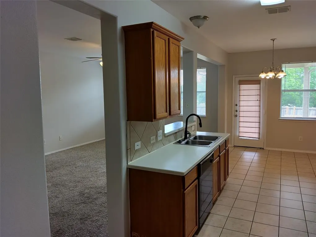 1133 Mockingbird Drive